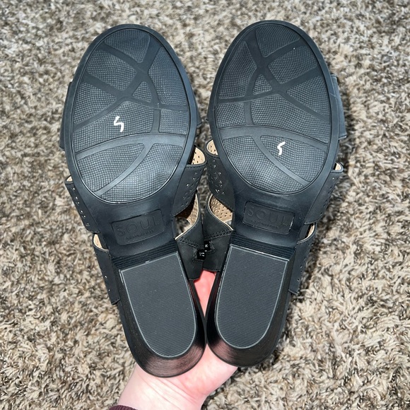 NEW Soul Naturalizer Black Suede Heels Size 9 - Picture 5 of 6